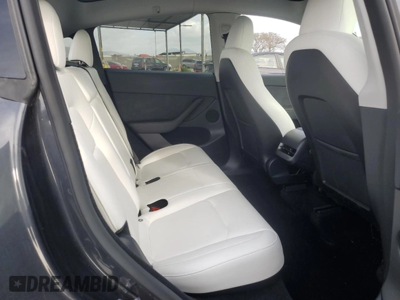 2024 Tesla Model Y с VIN 7SAYGDED9RF092955, выставлен на аукционе Copart как лот 51114245 с пробегом 6 385 миль миль и Списание • Salvage title. История ставок и продаж доступна на DreamBid. Изображение 10.