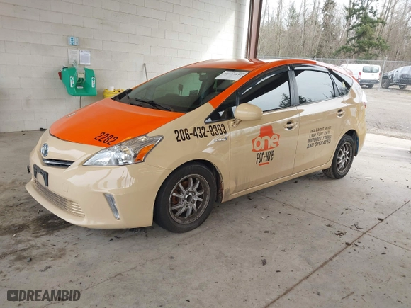 2012 Toyota Prius v Two with VIN JTDZN3EU8C3160295, listed as a IAAI auction lot 41633852 with 635,554 mi miles. Bid and sale history available at carsss.com. Image 18.