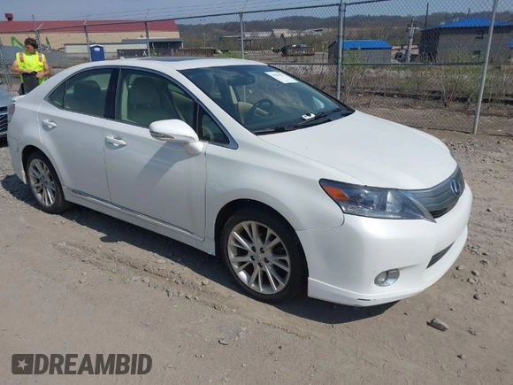 2010 Lexus HS 250h with VIN JTHBB1BAXA2001854, listed as a IAAI auction lot 42031373 with 175,761 mi miles and . Bid and sale history available at DreamBid. Image 1.