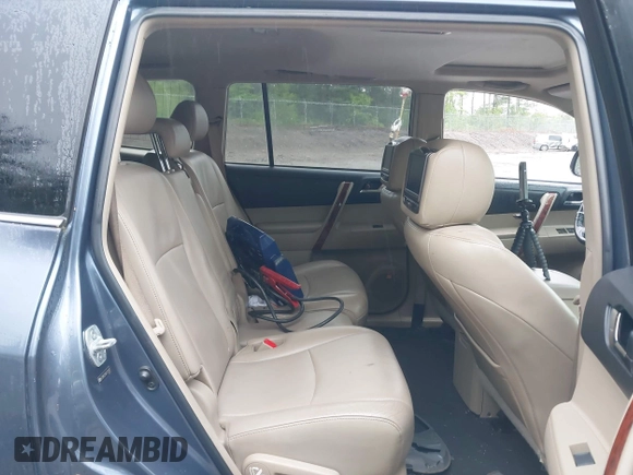 2012 Toyota Highlander Limited with VIN 5TDDK3EH8CS173407, listed as a IAAI auction lot 42327833 with 128,909 mi miles and . Bid and sale history available at DreamBid. Image 8.