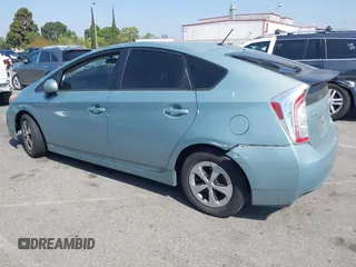 2015 Toyota Prius Four with VIN JTDKN3DU5F1961737, listed as a IAAI auction lot 42082317 with 253,254 mi miles. Bid and sale history available at carsss.com. Image 13.