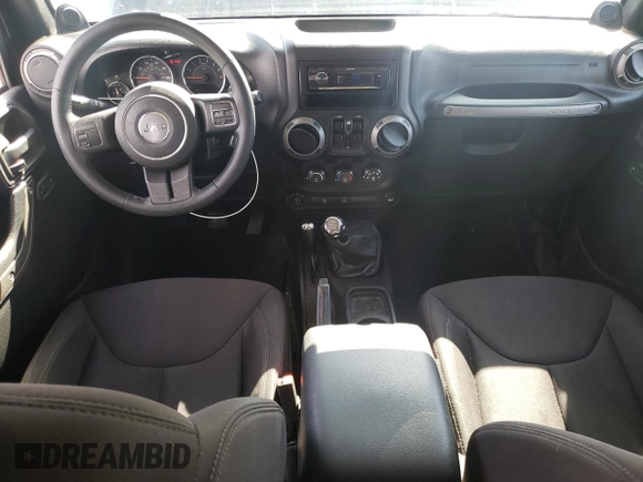 2013 Jeep Wrangler Unlimited Freedom z VIN 1C4BJWDGXDL702914, wystawiony jako Copart lot #49461175 z przebiegiem 191 610 mil mil oraz Czysty tytuł • Clean title. Historia ofert i sprzedaży dostępna na DreamBid. Obrazek 8.