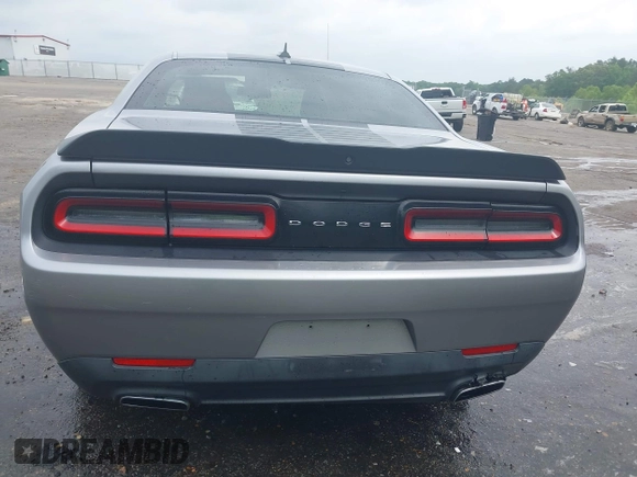 2016 Dodge Challenger SXT with VIN 2C3CDZAG2GH275767, listed as a IAAI auction lot 42095385 with 114,026 mi miles and . Bid and sale history available at DreamBid. Image 17.