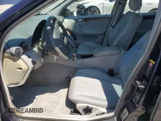 2001 Mercedes-Benz C 230/260/280/320 с VIN WDBRF61J51F090047, выставлен на аукционе Copart как лот 57763475 с пробегом 125 263 миль миль и Списание • Salvage title. История ставок и продаж доступна на DreamBid. Изображение 7.
