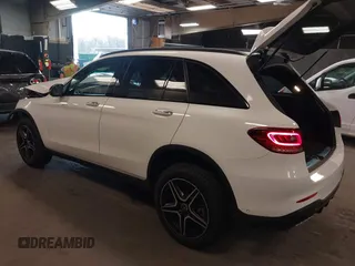 2022 Mercedes-Benz GLC 300 z VIN W1N0G8EB2NV351757, wystawiony jako IAAI lot #42097931 z przebiegiem 42 930 mil mil oraz . Historia ofert i sprzedaży dostępna na DreamBid. Obrazek 3.