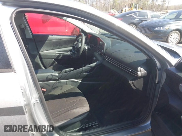 2023 Hyundai Elantra SEL with VIN 5NPLM4AG6PH091535, listed as a IAAI auction lot 41947089 with 28,577 mi miles and . Bid and sale history available at DreamBid. Image 5.