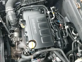 2014 Chevrolet Cruze 1LT with VIN 1G1PC5SB3E7213274, listed as a IAAI auction lot 43285909 with 193,588 mi miles and . Bid and sale history available at DreamBid. Image 12.