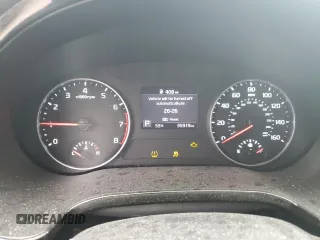 2023 Kia Seltos EX z VIN KNDERCAA0P7464587, wystawiony jako Copart lot #51936065 z przebiegiem 35 919 mil mil oraz Szkody całkowita. Historia ofert i sprzedaży dostępna na DreamBid. Obrazek 9.