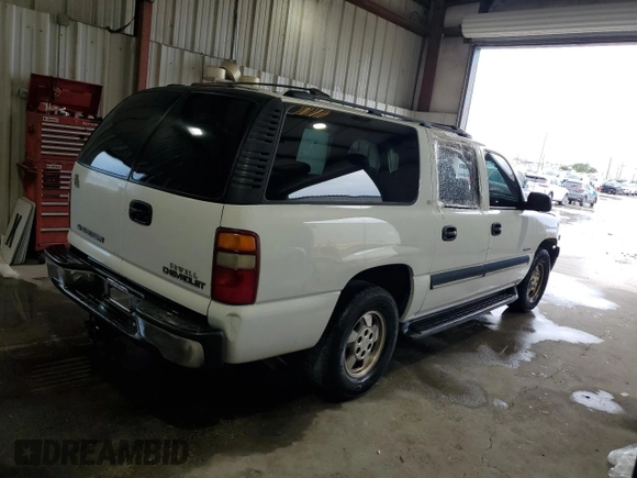 2001 Chevrolet Suburban LS z VIN 3GNEC16T41G127147, wystawiony jako Copart lot #56017935 z przebiegiem Nie podano mil oraz Szkoda całkowita • Salvage title. Historia ofert i sprzedaży dostępna na DreamBid. Obrazek 3.
