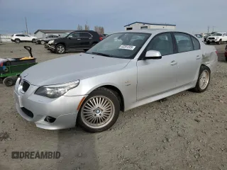 2010 BMW 5 Series 535i xDrive with VIN WBANV9C54AC390472, listed as a Copart auction lot 43391205 with 91,840 mi miles and Salvage Title. Bid and sale history available at carsss.com. Image 1.