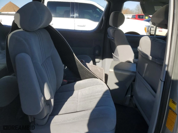 2003 Toyota Sienna LE with VIN 4T3ZF13C03U514917, listed as a Copart auction lot 88355355 with 146,050 mi miles and Salvage Title. Bid and sale history available at carsss.com. Image 11.