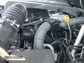 2025 Toyota Tundra SR с VIN 5TFLA5DB5SX297358, выставлен на аукционе IAAI как лот 42403579 с пробегом 562 миль миль и . История ставок и продаж доступна на DreamBid. Изображение 20.