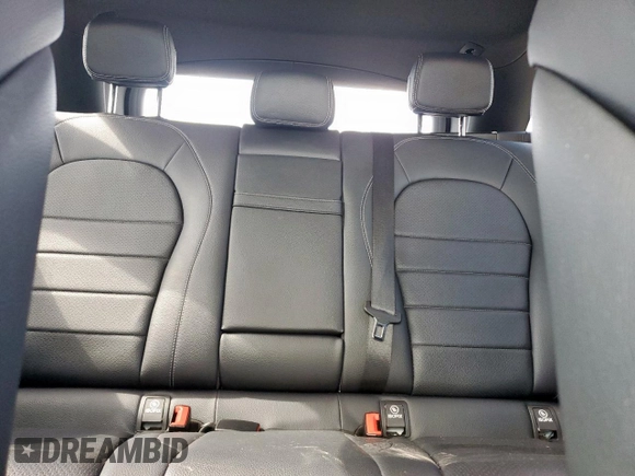 2022 Mercedes-Benz GLC 300 with VIN W1N0G8DB0NG093759, listed as a Copart auction lot 59327285 with 52,095 mi miles and Salvage title. Bid and sale history available at DreamBid. Image 10.