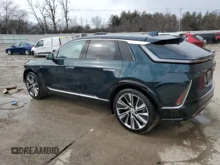 2024 Cadillac LYRIQ Luxury z VIN 1GYKPSRL5RZ113071, wystawiony jako Copart lot #47227525 z przebiegiem 5 386 mil mil oraz Szkoda całkowita • Salvage title. Historia ofert i sprzedaży dostępna na DreamBid. Obrazek 2.