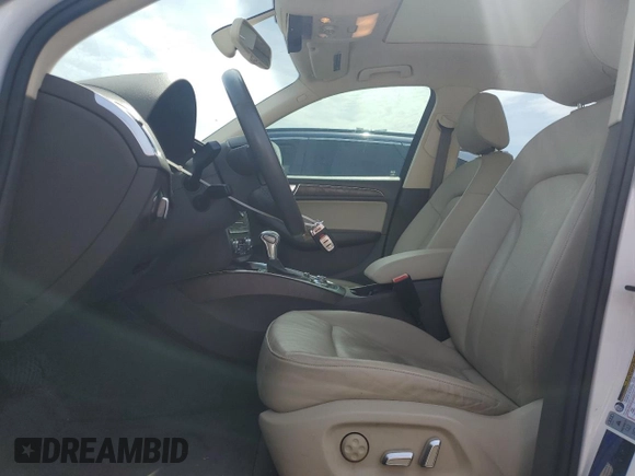 2016 Audi Q5 Premium Plus z VIN WA1L2AFP2GA087741, wystawiony jako Copart lot #56300235 z przebiegiem 109 372 mil mil oraz Szkoda całkowita • Salvage title. Historia ofert i sprzedaży dostępna na DreamBid. Obrazek 7.