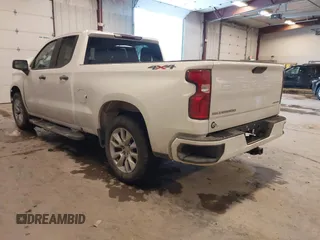 2019 Chevrolet Silverado 1500 Custom with VIN 1GCRYBEH2KZ411456, listed as a IAAI auction lot 41298577 with 75,731 mi miles and . Bid and sale history available at DreamBid. Image 3.