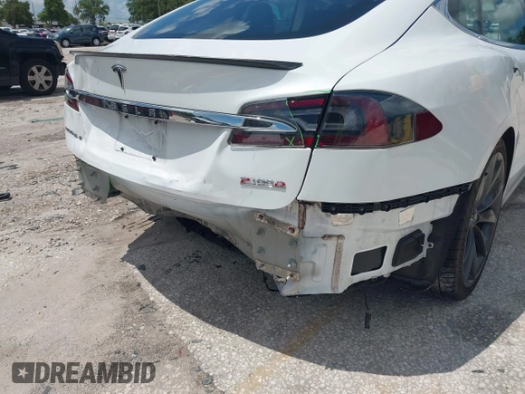 2017 Tesla Model S 100D with VIN 5YJSA1E45HF189006, listed as a IAAI auction lot 42540693 with 64,827 mi miles and . Bid and sale history available at DreamBid. Image 19.