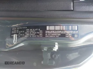 2017 Jeep Renegade Latitude with VIN ZACCJABB4HPF76064, listed as a IAAI auction lot 42525583 with 115,970 mi miles and . Bid and sale history available at DreamBid. Image 9.