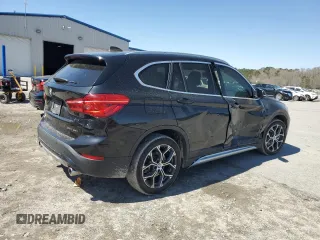 2022 BMW X1 sDrive28i with VIN WBXJG7C02N5V40225, listed as a Copart auction lot 47688195 with 42,430 mi miles and Salvage Title. Bid and sale history available at carsss.com. Image 3.