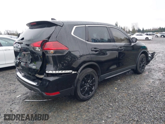 2018 Nissan Rogue SV with VIN KNMAT2MV9JP511230, listed as a IAAI auction lot 41879260 with 137,991 mi miles. Bid and sale history available at carsss.com. Image 4.