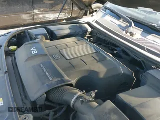 2011 Land Rover Range Rover Sport SC z VIN SALSH2E49BA709850, wystawiony jako IAAI lot #41898116 z przebiegiem 88 974 mil mil oraz . Historia ofert i sprzedaży dostępna na DreamBid. Obrazek 12.