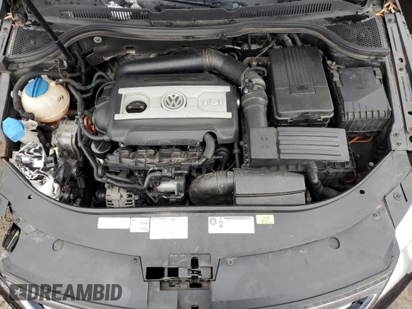 2012 Volkswagen CC Sport PZEV with VIN WVWMP7AN0CE533828, listed as a Copart auction lot 86079484 with 105,371 mi miles and Salvage Title. Bid and sale history available at carsss.com. Image 11.