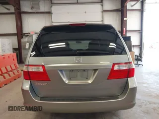 2007 Honda Odyssey EX-L with VIN 5FNRL38737B095747, listed as a IAAI auction lot 42126000 with 178,779 mi miles. Bid and sale history available at carsss.com. Image 16.