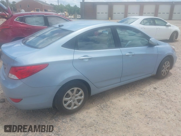 2013 Hyundai Accent GLS with VIN KMHCT4AE9DU285992, listed as a IAAI auction lot 42508614 with 268,347 mi miles and . Bid and sale history available at DreamBid. Image 4.