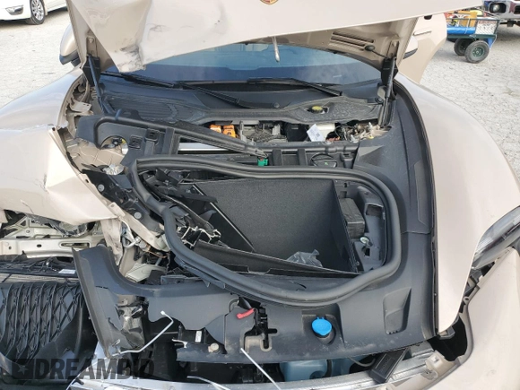 2022 Porsche Taycan z VIN WP0AA2Y10NSA13050, wystawiony jako Copart lot #82279554 z przebiegiem Nie podano mil oraz Szkoda całkowita • Salvage title. Historia ofert i sprzedaży dostępna na DreamBid. Obrazek 11.