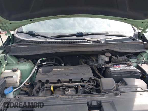 2013 Hyundai Tucson GLS with VIN KM8JU3AC7DU580229, listed as a IAAI auction lot 42127349 with 204,975 mi miles. Bid and sale history available at carsss.com. Image 10.