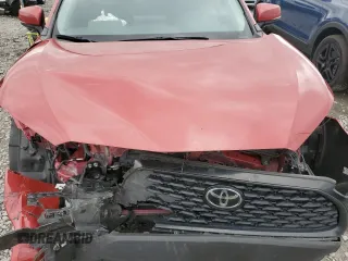 2022 Toyota Corolla Cross LE z VIN 7MUCAAAG6NV027435, wystawiony jako Copart lot #47692545 z przebiegiem 30 376 mil mil oraz Szkody całkowita. Historia ofert i sprzedaży dostępna na DreamBid. Obrazek 12.