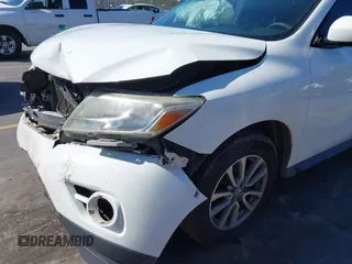 2016 Nissan Pathfinder Platinum with VIN 5N1AR2MM2GC643957, listed as a IAAI auction lot 41650970 with 165,177 mi miles. Bid and sale history available at carsss.com. Image 17.