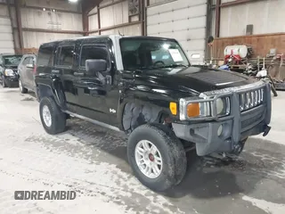 2007 Hummer H3 SUV z VIN 5GTDN13E978223884, wystawiony jako IAAI lot #41983940 z przebiegiem 117 197 mil mil oraz . Historia ofert i sprzedaży dostępna na DreamBid. Obrazek 1.