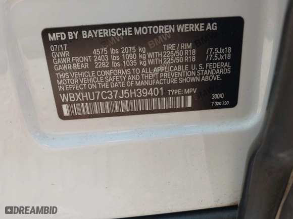2018 BMW X1 sDrive28i with VIN WBXHU7C37J5H39401, listed as a IAAI auction lot 41421610 with 94,576 mi miles. Bid and sale history available at carsss.com. Image 9.