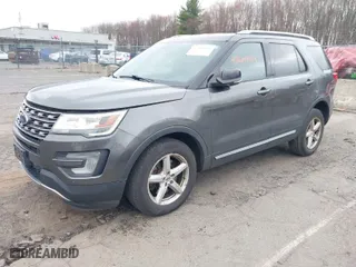 2017 Ford Explorer XLT with VIN 1FM5K8DH1HGC43863, listed as a IAAI auction lot 42064163 with 149,062 mi miles. Bid and sale history available at carsss.com. Image 2.