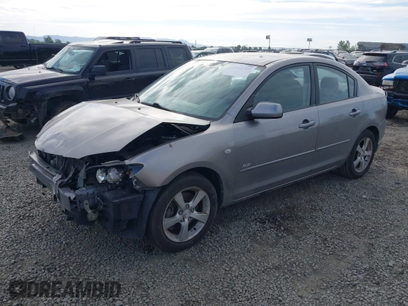 2006 Mazda 3 s z VIN JM1BK324061424656, wystawiony jako IAAI lot #42188589 z przebiegiem 120 295 mil mil oraz . Historia ofert i sprzedaży dostępna na DreamBid. Obrazek 18.