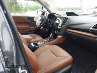 2021 Subaru Forester Touring z VIN JF2SKAXC8MH477969, wystawiony jako IAAI lot #42461540 z przebiegiem 29 143 mil mil oraz . Historia ofert i sprzedaży dostępna na DreamBid. Obrazek 5.