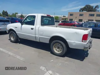 2000 Ford Ranger XL с VIN 1FTYR10V6YPB18941, выставлен на аукционе IAAI как лот 42273003 с пробегом 66 700 миль миль и . История ставок и продаж доступна на DreamBid. Изображение 3.