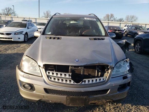 2006 Mercedes-Benz M-Class 5.0L with VIN 4JGBB75E96A040091, listed as a Copart auction lot 47124045 with 135,880 mi miles and Salvage Title. Bid and sale history available at carsss.com. Image 5.