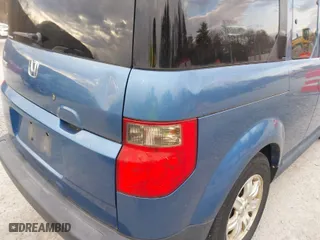 2008 Honda Element EX with VIN 5J6YH28718L001509, listed as a IAAI auction lot 41893455 with 196,666 mi miles. Bid and sale history available at carsss.com. Image 6.