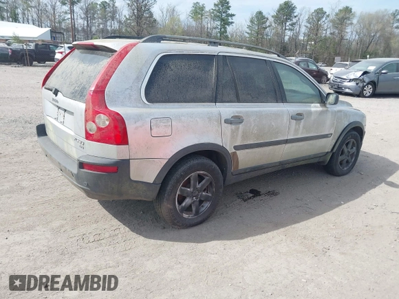 2004 Volvo XC90 with VIN YV1CZ59H641080004, listed as a IAAI auction lot 41917954 with 201,703 mi miles. Bid and sale history available at carsss.com. Image 4.