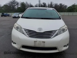 2016 Toyota Sienna XLE with VIN 5TDYK3DC8GS748036, listed as a Copart auction lot 60047235 with 147,203 mi miles and Salvage title. Bid and sale history available at DreamBid. Image 5.