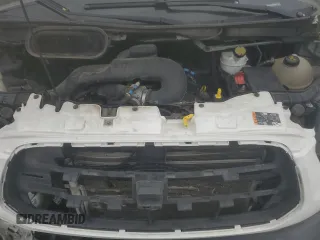 2018 Ford Transit z VIN 1FTYR1YM9JKA98599, wystawiony jako Copart lot #60429075 z przebiegiem 131 146 mil mil oraz Szkoda całkowita • Salvage title. Historia ofert i sprzedaży dostępna na DreamBid. Obrazek 11.