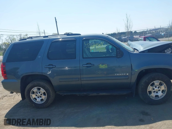 2008 Chevrolet Tahoe 3LT with VIN 1GNFK13058J187710, listed as a IAAI auction lot 42073592 with 166,173 mi miles and . Bid and sale history available at DreamBid. Image 12.