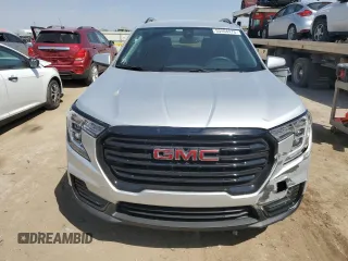 2022 GMC Terrain SLE with VIN 3GKALTEV7NL250321, listed as a Copart auction lot 53404475 with 31,502 mi miles and Salvage title. Bid and sale history available at DreamBid. Image 5.