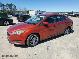 2018 Ford Focus SE with VIN 1FADP3F25JL255708, listed as a Copart auction lot 47829075 with 52,532 mi miles and Salvage Title. Bid and sale history available at carsss.com. Image 1.