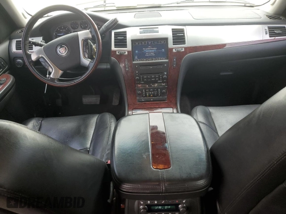 2007 Cadillac Escalade ESV с VIN 1GYFK66857R397953, выставлен на аукционе Copart как лот 51764025 с пробегом 174 291 миль миль и Списание • Salvage title. История ставок и продаж доступна на DreamBid. Изображение 8.