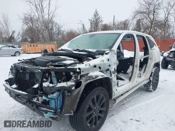 2019 Jeep Grand Cherokee Laredo E with VIN 1C4RJFAG1KC567791, listed as a IAAI auction lot 41410282 with 0 mi miles. Bid and sale history available at carsss.com. Image 6.