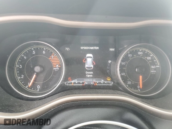 2016 Jeep Cherokee Limited with VIN 1C4PJMDS3GW310598, listed as a Copart auction lot 57182065 with 123,602 mi miles and Salvage title. Bid and sale history available at DreamBid. Image 9.