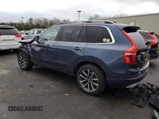 2018 Volvo XC90 Momentum with VIN YV4A22PK0J1211421, listed as a Copart auction lot 47730625 with 63,101 mi miles and Salvage Title. Bid and sale history available at carsss.com. Image 2.